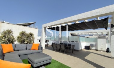 Resale - Apartment / flat - El Raso