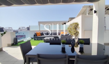 Resale - Apartment / flat - El Raso
