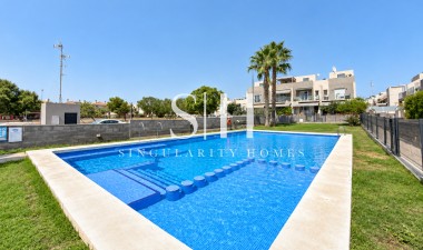 Reventa - Casa - Torrevieja - Aguas Nuevas