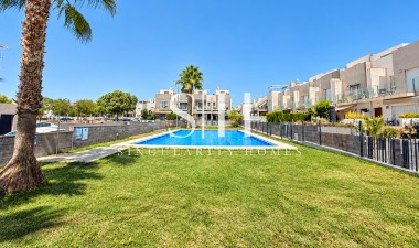 Reventa - Casa - Torrevieja - Aguas Nuevas