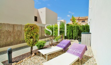 Reventa - Villa - Orihuela Costa - PAU 8