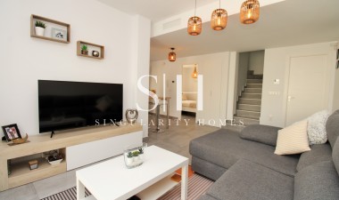 Reventa - Villa - Orihuela Costa - PAU 8