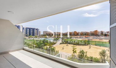 Odsprzedaż - Mieszkanie w bloku - Torrevieja - Punta prima