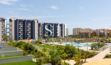 Odsprzedaż - Mieszkanie w bloku - Torrevieja - Punta prima