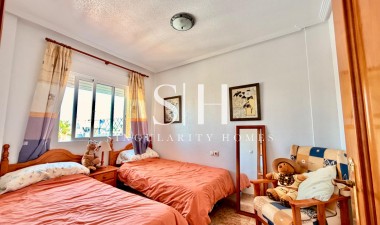 Перепродажа - Квартира / квартира - Orihuela Costa - La Ciñuelica - Villa Rosa