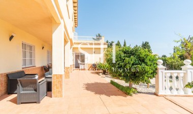 Herverkoop - Villa - Torrevieja - La Mata