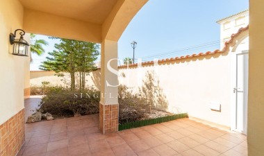 Herverkoop - Villa - Torrevieja - La Mata