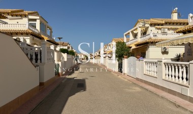 Odsprzedaż - Dom - Orihuela Costa - La Florida