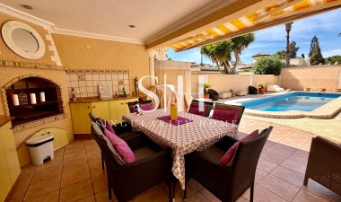 Wiederverkauf - Villa - Ciudad Quesada - Dona Pepa