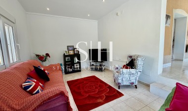Wiederverkauf - Villa - Ciudad Quesada - Dona Pepa