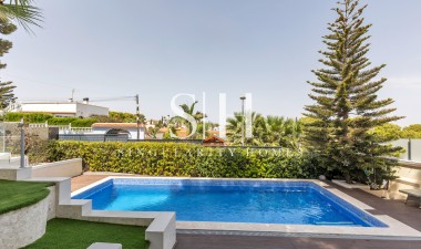 Resale - Villa - Torrevieja - Los balcones