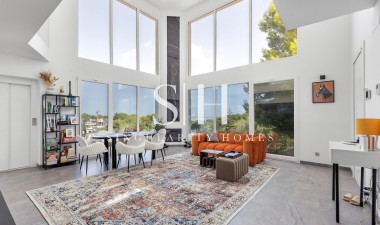 Resale - Villa - Torrevieja - Los balcones