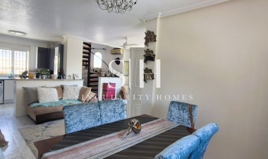 Resale - Villa - Orihuela Costa - Costa Blanca