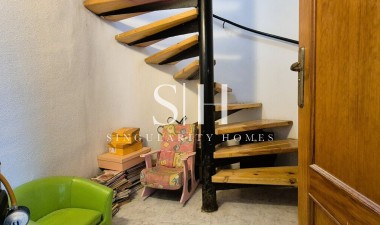 Resale - Villa - Orihuela Costa - Costa Blanca