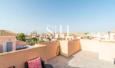 Resale - House - Orihuela Costa - La Zenia