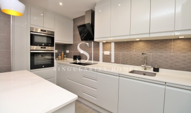 Resale - Bungalow - Orihuela Costa - Villamartin