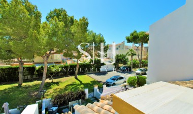 Resale - Bungalow - Orihuela Costa - Villamartin
