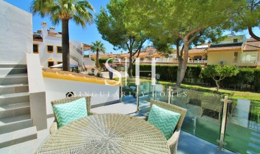 Resale - Bungalow - Orihuela Costa - Villamartin