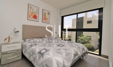 Resale - Apartment / flat - Orihuela Costa - Villamartin
