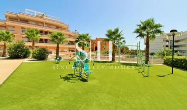 Resale - Apartment / flat - Orihuela Costa - Villamartin