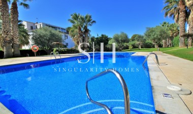 Resale - Apartament - Orihuela Costa - Villamartin