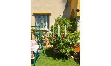 Återförsäljning - Villa - Orihuela Costa - Lomas de Cabo Roig