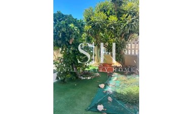 Återförsäljning - Villa - Orihuela Costa - Lomas de Cabo Roig
