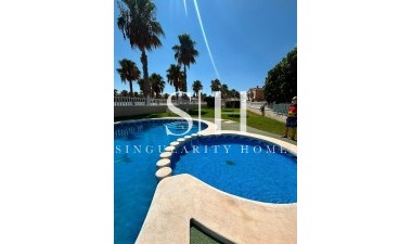 Återförsäljning - Villa - Orihuela Costa - Lomas de Cabo Roig