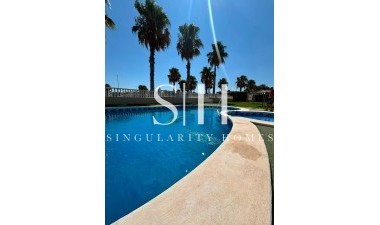 Återförsäljning - Villa - Orihuela Costa - Lomas de Cabo Roig