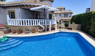 Resale - Villa - Orihuela Costa - Costa Blanca