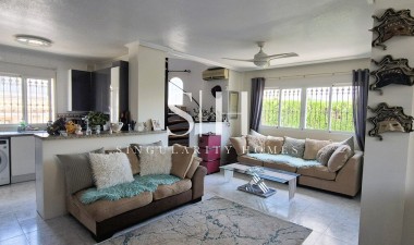 Resale - Villa - Orihuela Costa - Costa Blanca