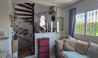 Resale - Villa - Orihuela Costa - Costa Blanca