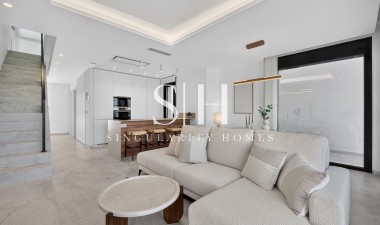 Neue Gebäude - Villa - Torrevieja - aguas nuevas