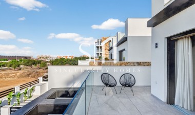Neue Gebäude - Villa - Torrevieja - aguas nuevas