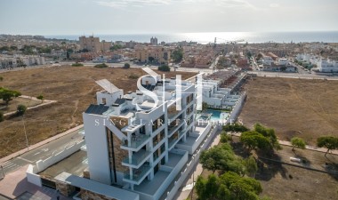 Neue Gebäude - Villa - Torrevieja - aguas nuevas