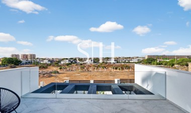 Neue Gebäude - Villa - Torrevieja - aguas nuevas