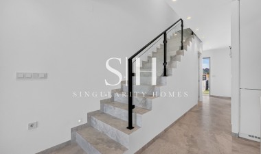 Neue Gebäude - Villa - Torrevieja - aguas nuevas