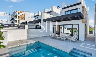 Neue Gebäude - Villa - Torrevieja - aguas nuevas