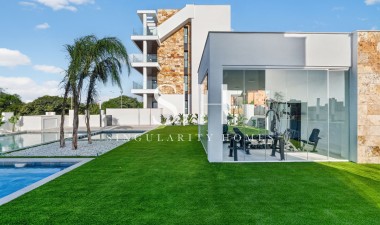 Neue Gebäude - Villa - Torrevieja - aguas nuevas