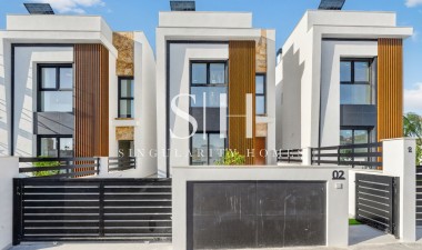 Neue Gebäude - Villa - Torrevieja - aguas nuevas