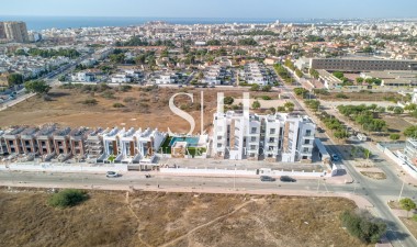 Neue Gebäude - Villa - Torrevieja - aguas nuevas