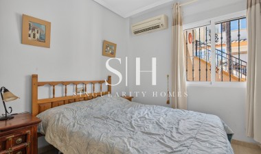 Odsprzedaż - Villa - Orihuela Costa - Costa Blanca