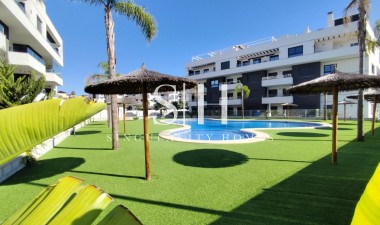 Wiederverkauf - Wohnung - Orihuela Costa - Villamartin