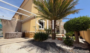 Återförsäljning - Bungalow - Orihuela Costa - Los Dolses