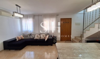 Odsprzedaż - Dom - Torrevieja - aguas nuevas