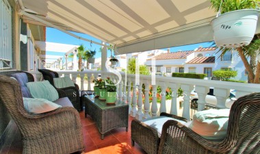 Wiederverkauf - Villa - Orihuela Costa - Las Violetas