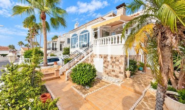 Återförsäljning - Villa - Orihuela Costa - Costa Blanca