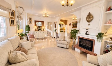 Återförsäljning - Villa - Orihuela Costa - Costa Blanca