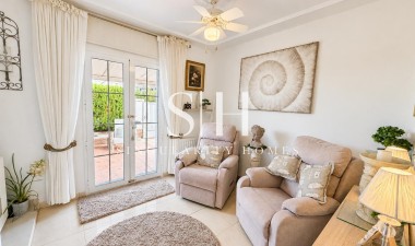 Återförsäljning - Villa - Orihuela Costa - Costa Blanca