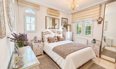 Återförsäljning - Villa - Orihuela Costa - Costa Blanca